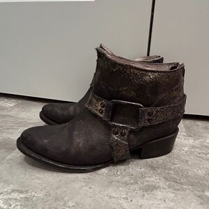 Freebird leather boot size 7